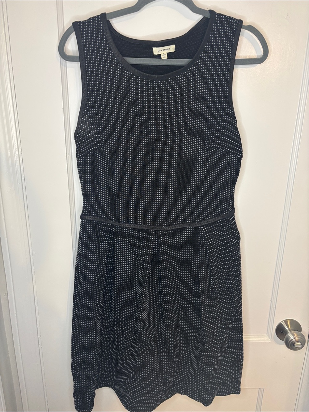 Max Studio Black Sleeveless Polka-Dot Midi Dress